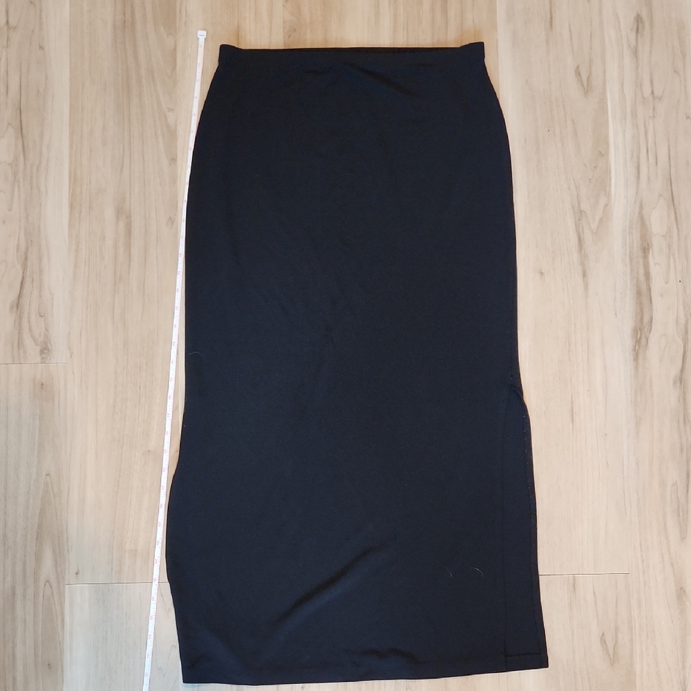 Elegant Black Women's Skirt